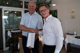 Neumitglied Hendrik Heese wird aufgenommen